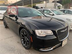 کرایسلەر 300